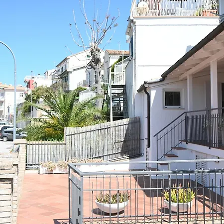 N278 - Numana, Delizioso Bilocale In Centro Storico Numana