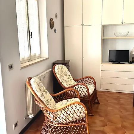 N278 - Numana, Delizioso Bilocale In Centro Storico